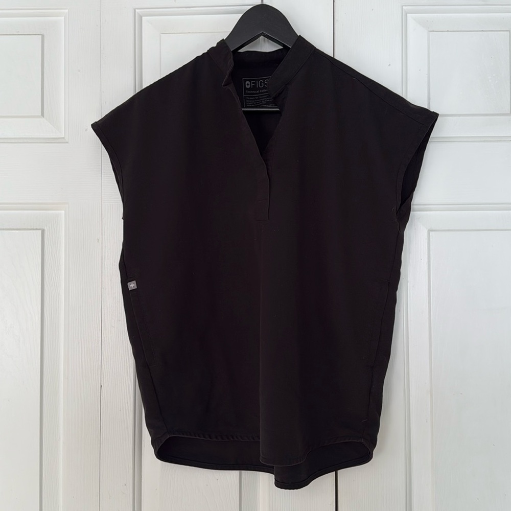 Figs Top